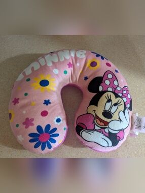 Disney Junior Pretty Minnie Travel Neck Pillow Pink Floral Walt Disneyland World